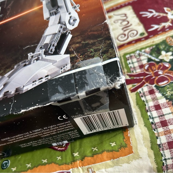 LEGO Star Wars Ultimate Collector's AT-ST 10174 - Picture 2 of 16